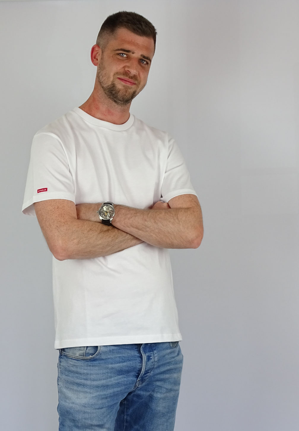 avakuk® Shirt Basic-White 230 hochwertiges t-shirt in weiss hergestellt in portugal